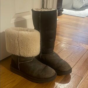 UGG Boot- Brown/ Black and Cream